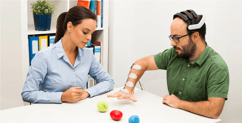 Eeg seco para reabilitacion motora