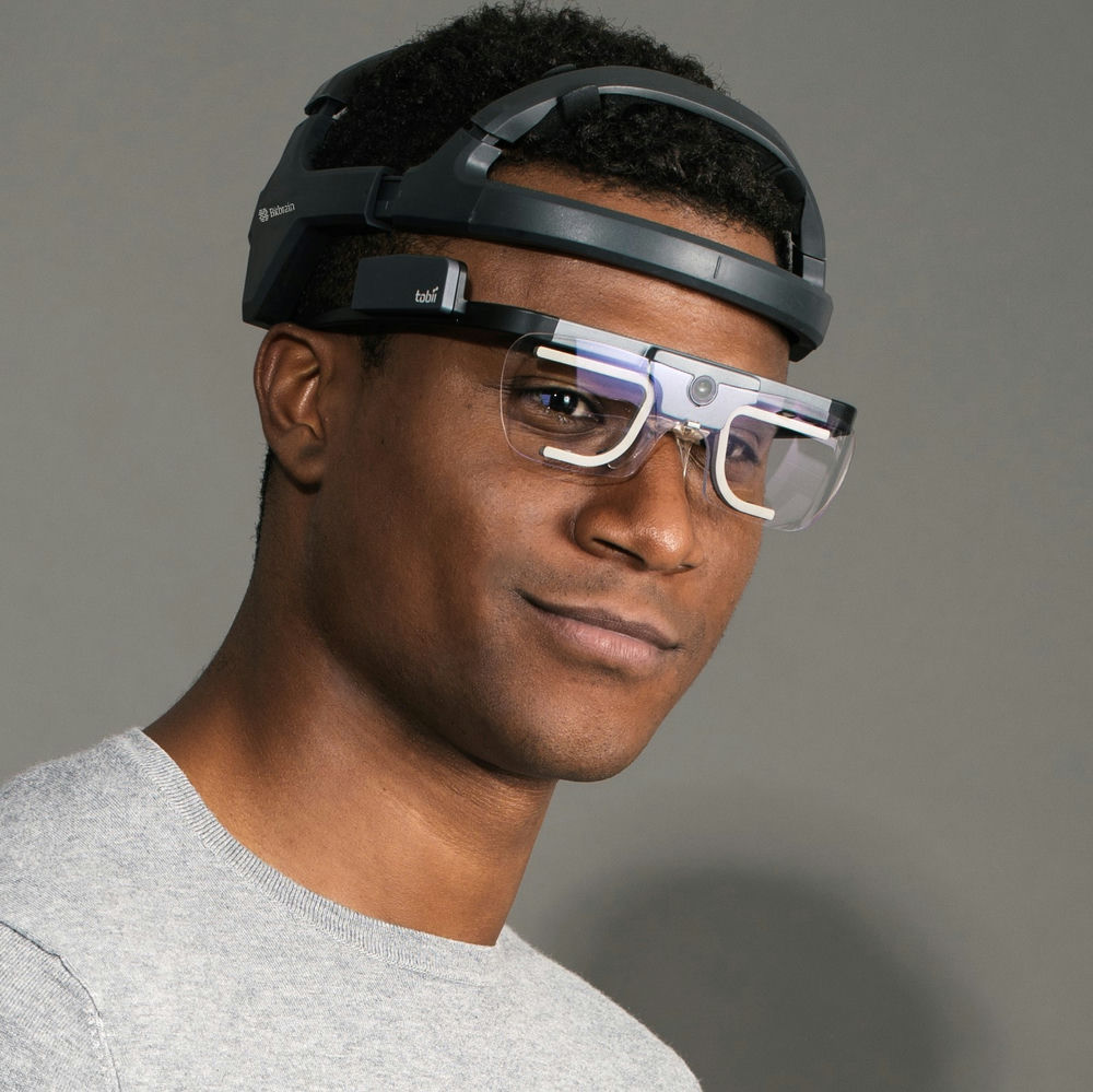 Multi-function e-glasses track the brain, eyes and more