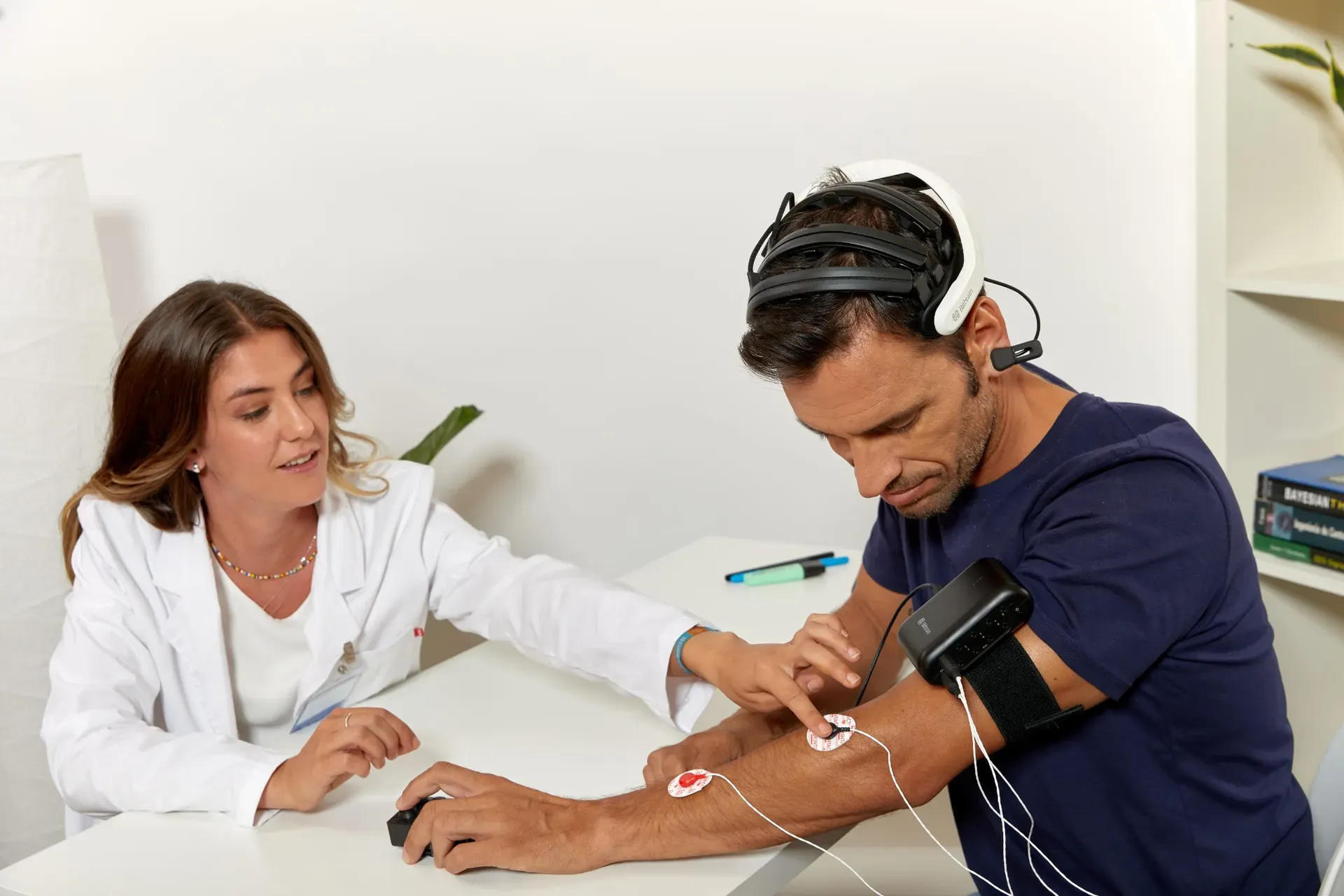 Bitbrain Dry Eeg Biosignal Amplifier