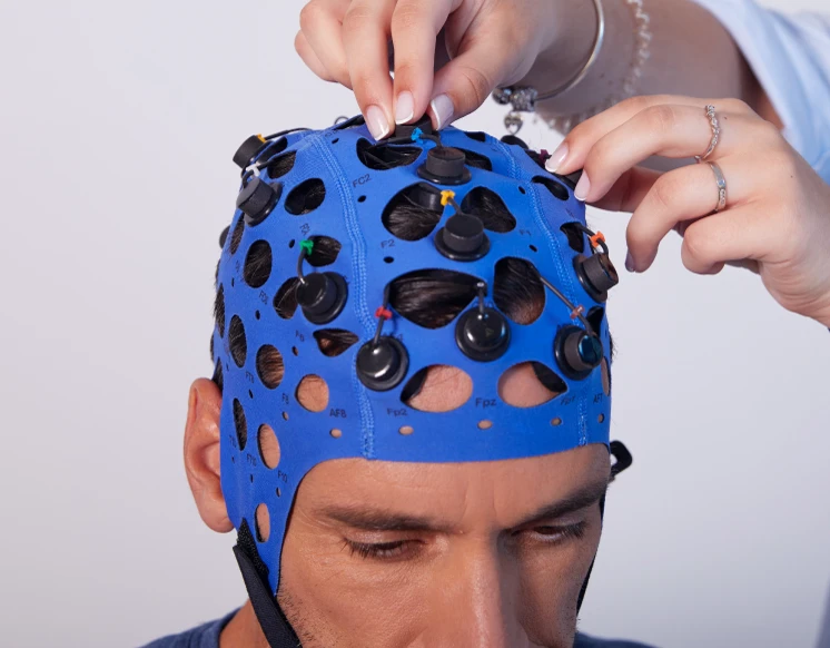 Versatile EEG research